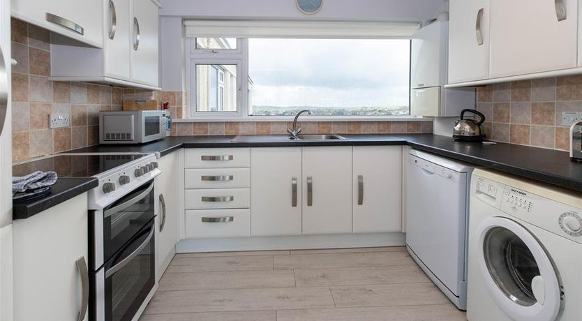 Photo of 2 Bed in Tenby