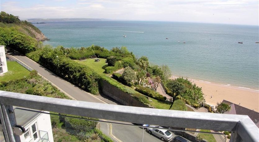 Photo of 2 Bed in Tenby