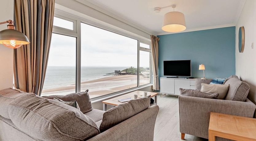Photo of 2 Bed in Tenby