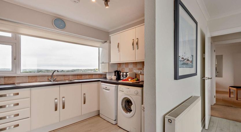 Photo of 2 Bed in Tenby
