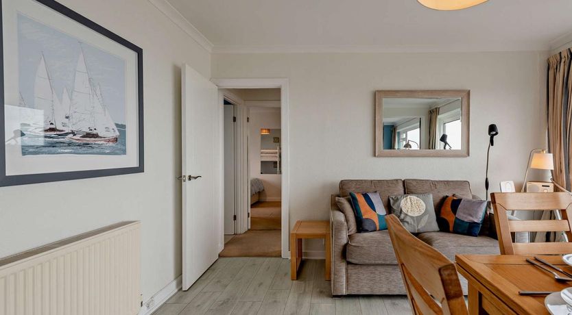 Photo of 2 Bed in Tenby