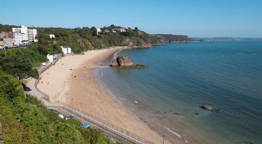 Photo of 2 Bed in Tenby