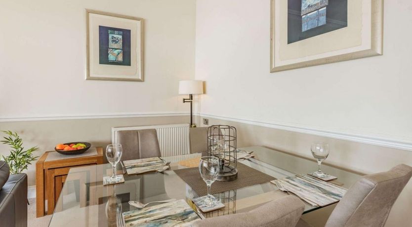 Photo of 2 Bed in Tenby