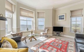 Photo of in Tenby (FB026)