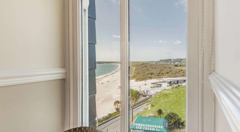 Photo of 2 Bed in Tenby