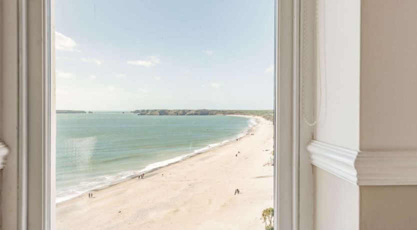 Photo of 2 Bed in Tenby