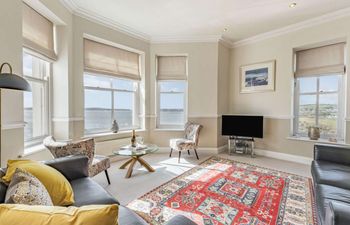 2 Bed in Tenby Apartment
