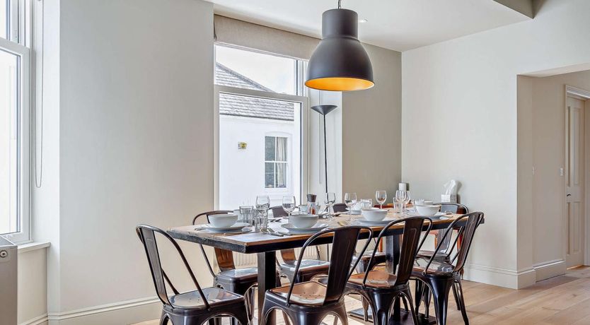 Photo of 4 Bed in Fowey