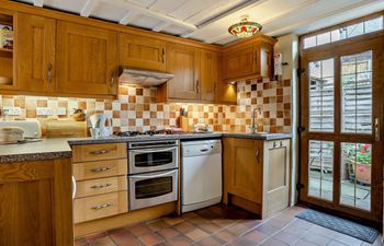 1 Bed in Brecon Holiday Cottage