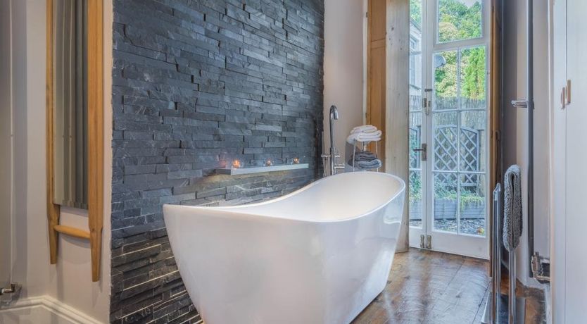 Photo of 1 Bed in Water Yeat