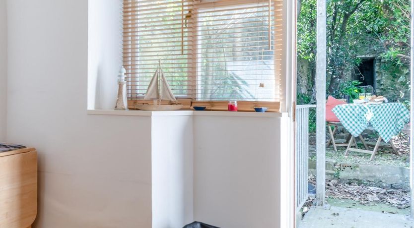 Photo of 2 Bed in Tenby