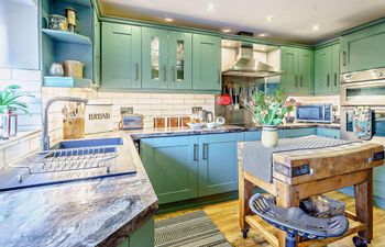 1 Bed in Ulverston Holiday Cottage