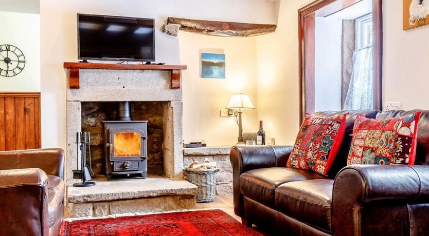 Photo of 2 Bed in Winster