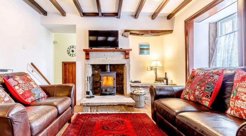 Photo of 2 Bed in Winster