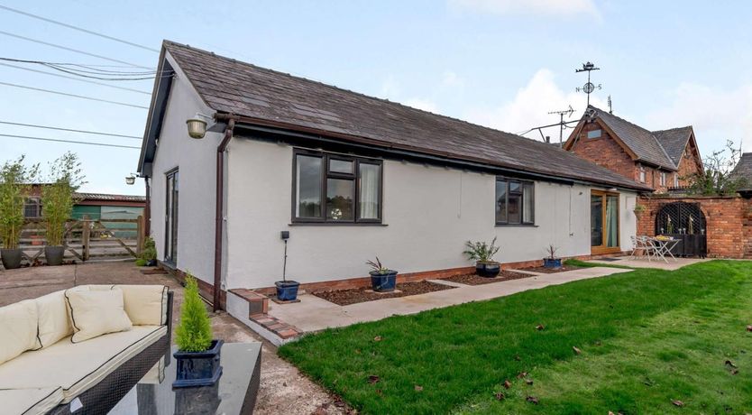 Photo of 2 Bed in Northwich