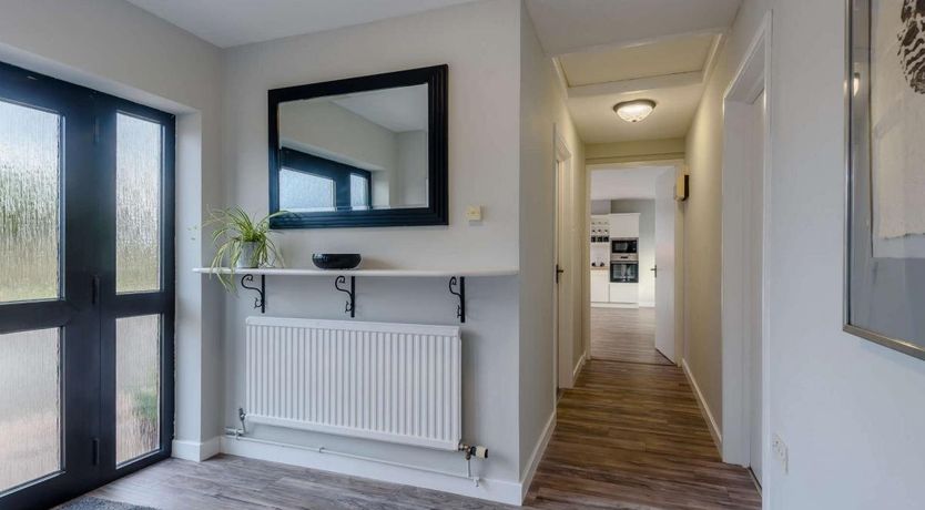 Photo of 2 Bed in Crowton