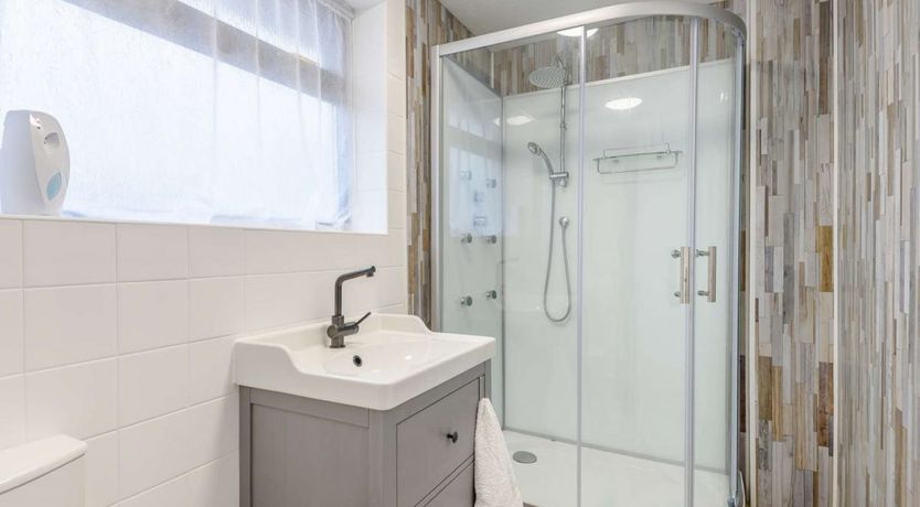 Photo of 2 Bed in Crowton