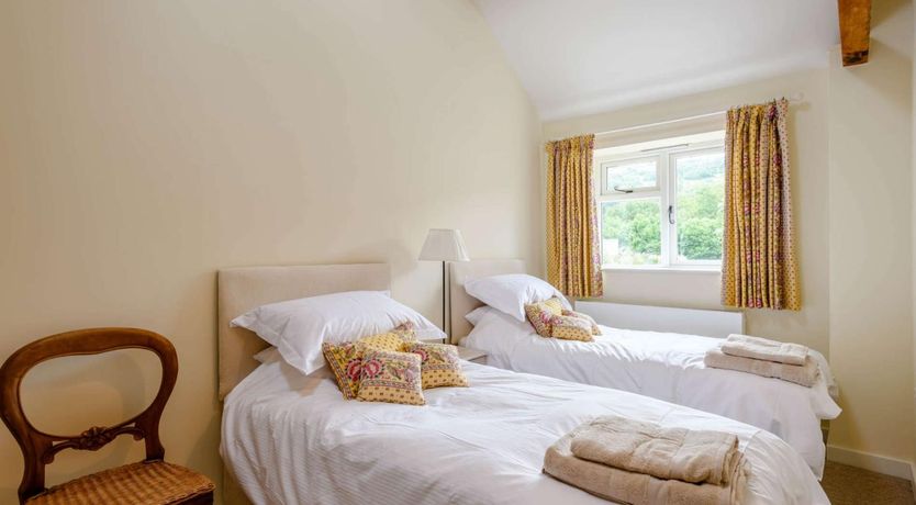 Photo of 3 Bed in Blandford Forum