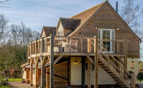 Photo of in Aldham  (86650)