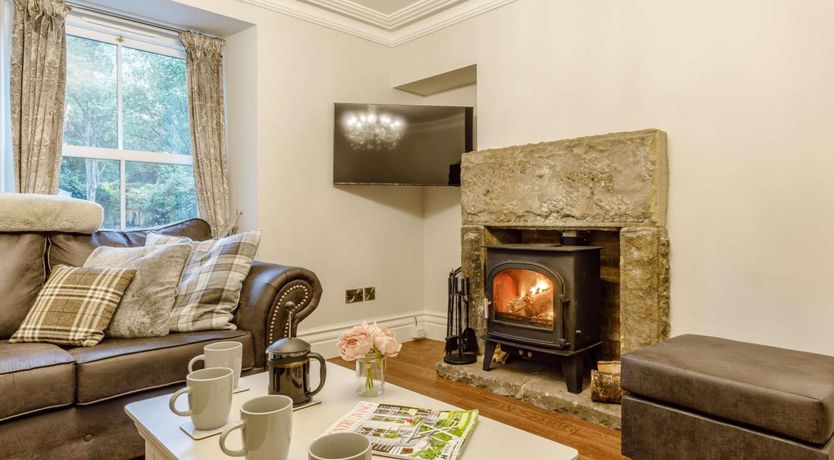 Photo of 4 Bed in Matlock