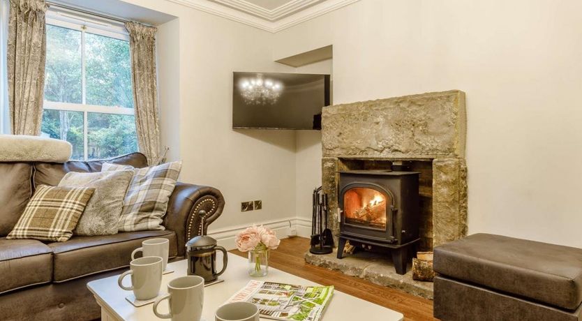 Photo of 4 Bed in Cromford