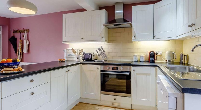 Photo of 2 Bed in Wingfield