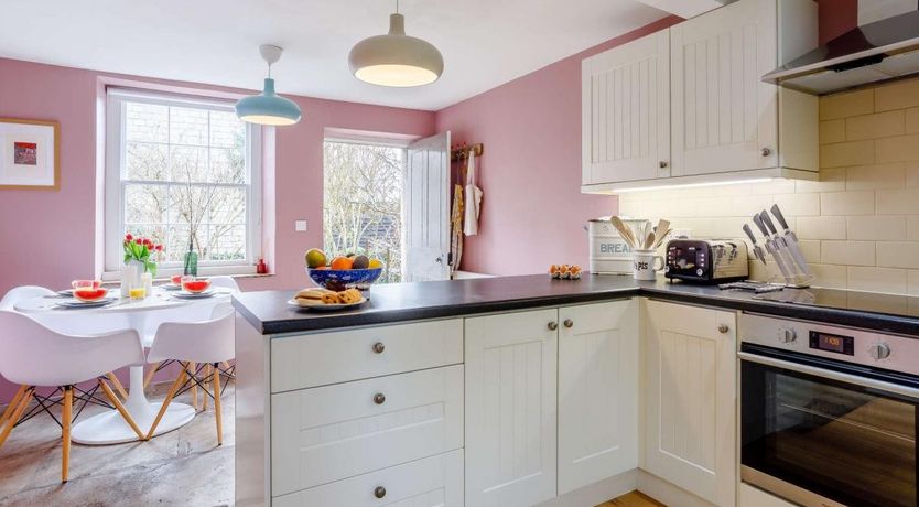 Photo of 2 Bed in Wingfield