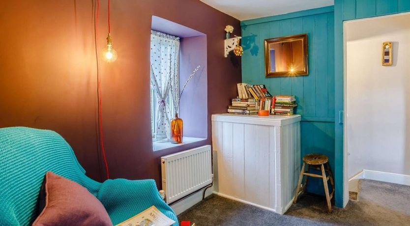 Photo of 2 Bed in Wingfield