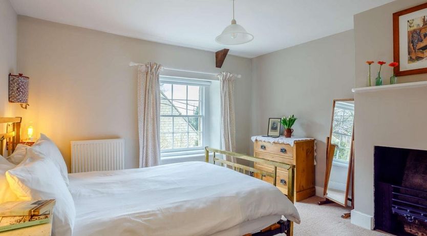 Photo of 2 Bed in Wingfield