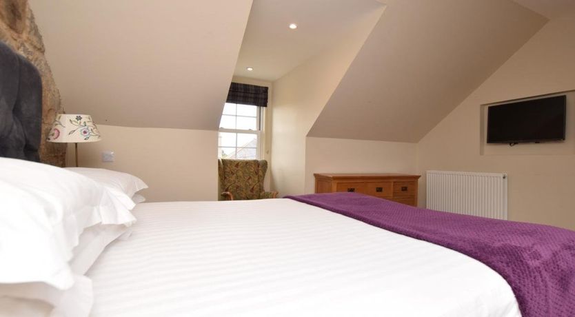 Photo of 2 Bed in Roslin