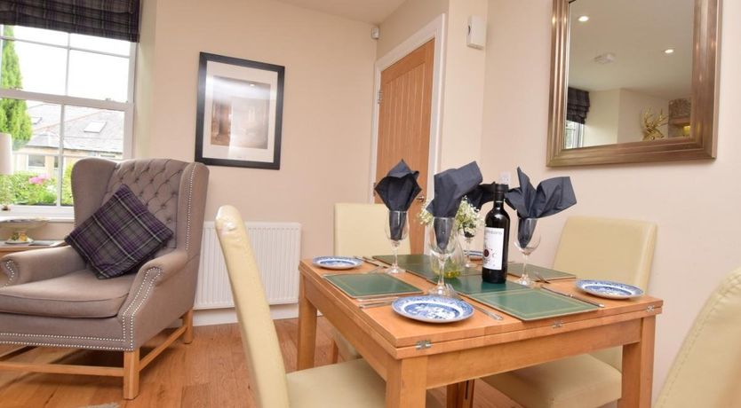 Photo of 2 Bed in Roslin