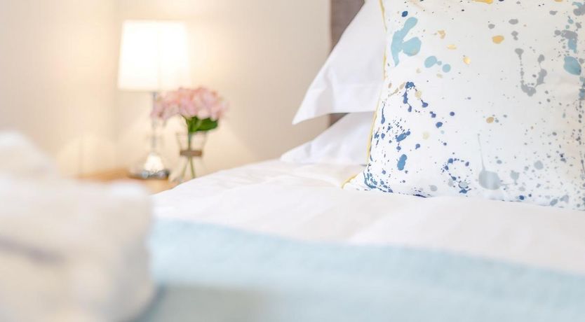 Photo of 5 Bed in Tealby