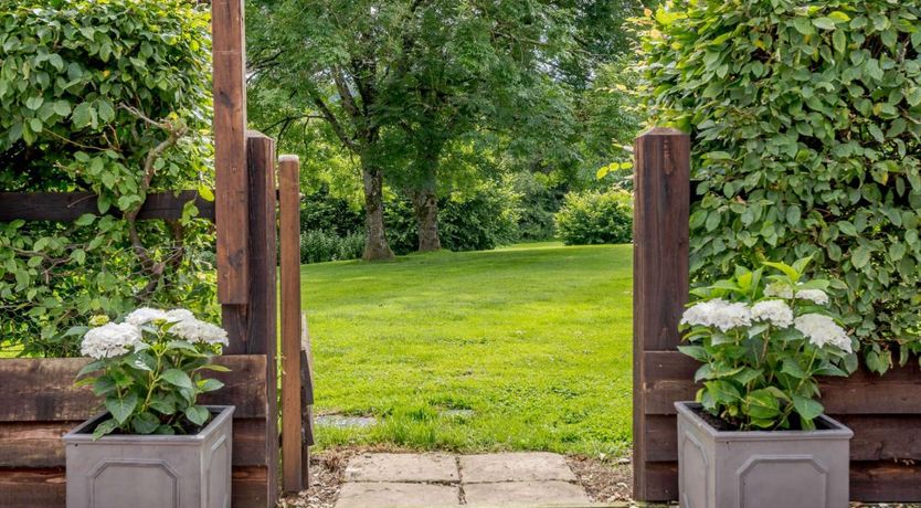 Photo of 2 Bed in Woolland