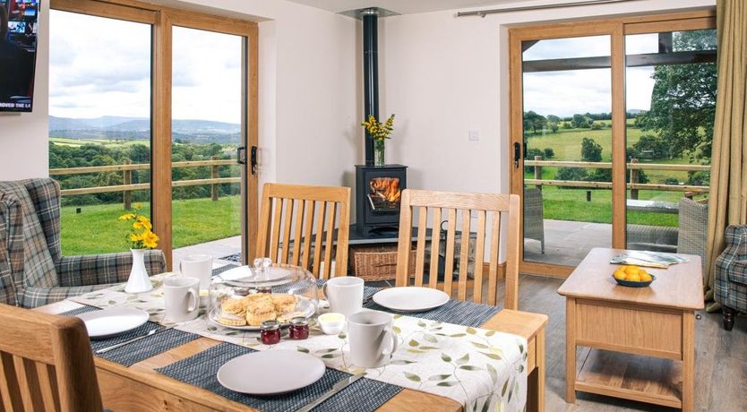 Photo of 2 Bed in Talachddu