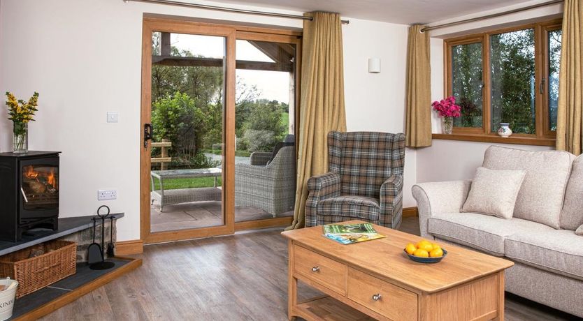 Photo of 2 Bed in Talachddu