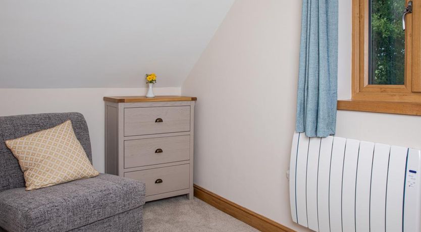 Photo of 2 Bed in Talachddu