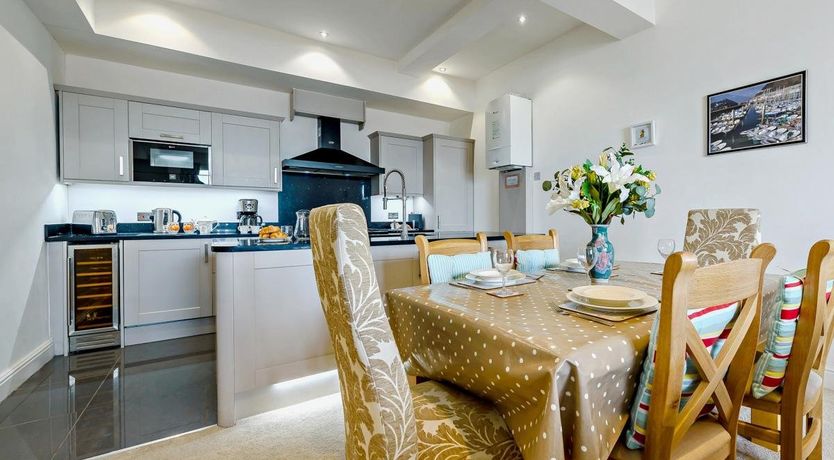 Photo of 3 Bed in Tenby