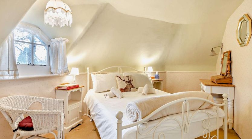 Photo of 2 Bed in East Stoke