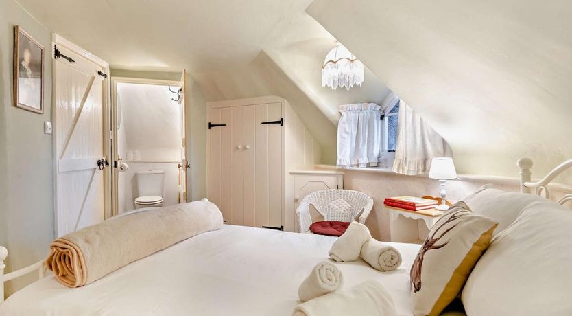 Photo of 2 Bed in East Stoke