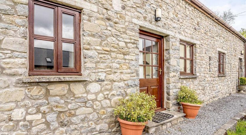 Photo of 4 Bed in Cynghordy