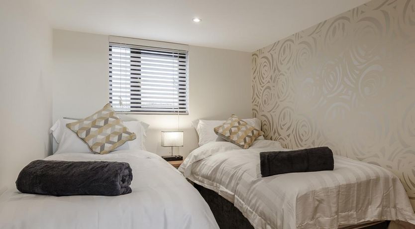 Photo of 2 Bed in Newquay