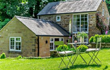 1 Bed in Dronfield Holiday Cottage