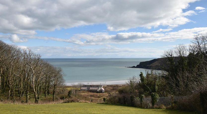 Photo of 2 Bed in Freshwater East