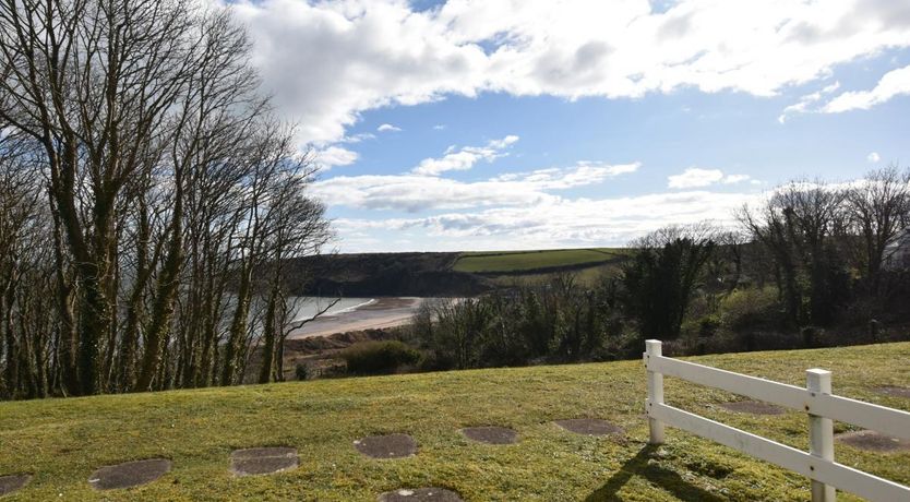 Photo of 2 Bed in Freshwater East