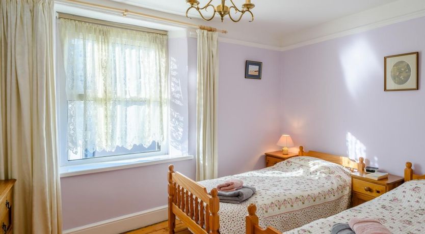 Photo of 3 Bed in Lynton