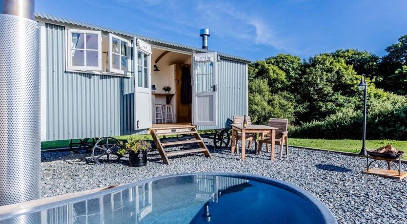 Photo of Log Cabin in North Cornwall