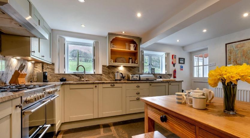 Photo of 5 Bed in Threlkeld