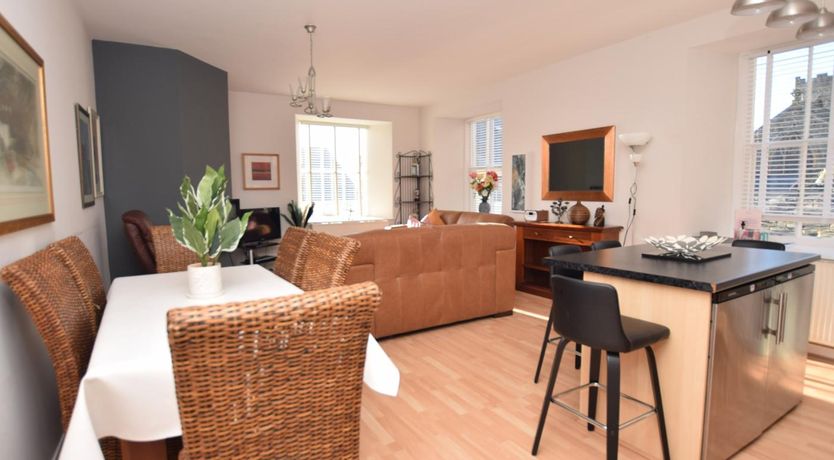 Photo of 3 Bed in Aberdyfi