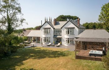 5 Bed in Bude Holiday Cottage