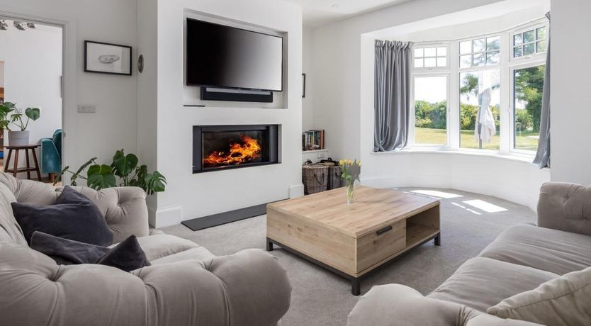 Photo of 5 Bed in Poughill